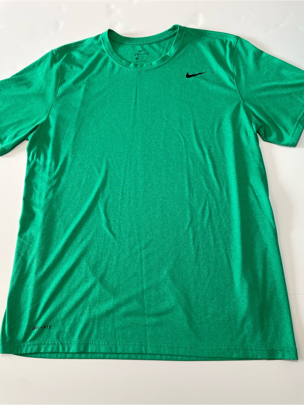 Nike Men’s XL Dri-FIT Short Sleeve Shirt Kelly Green Excellent Condition
